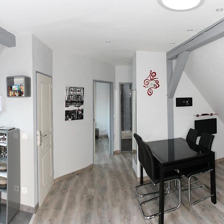 Gites Des Dix Vins Dangolsheim Bagian luar foto
